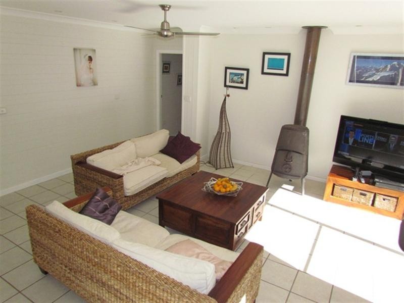 4 Sharpe Close, Moonee Beach NSW 2450