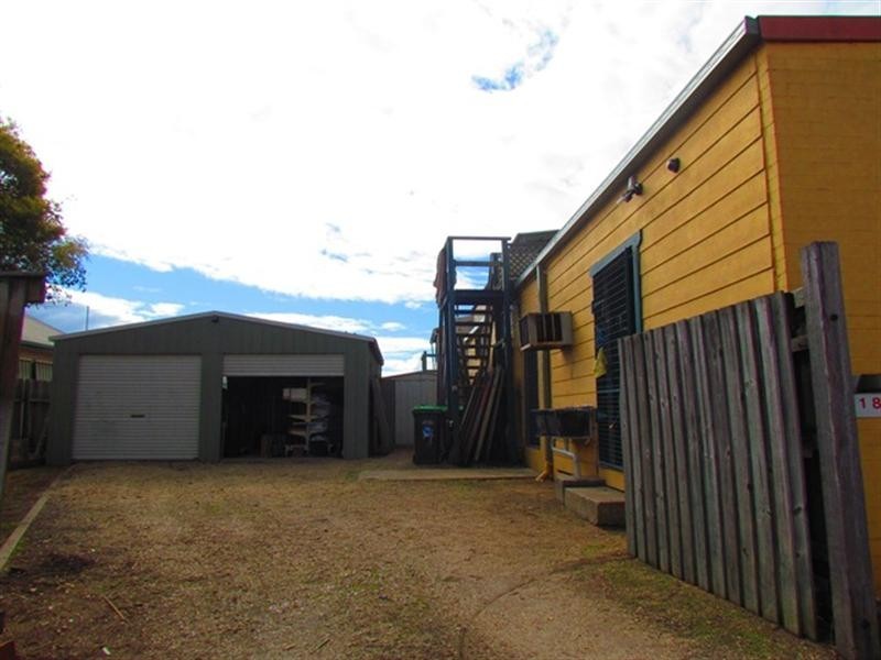 8 Princess Street, Macksville NSW 2447