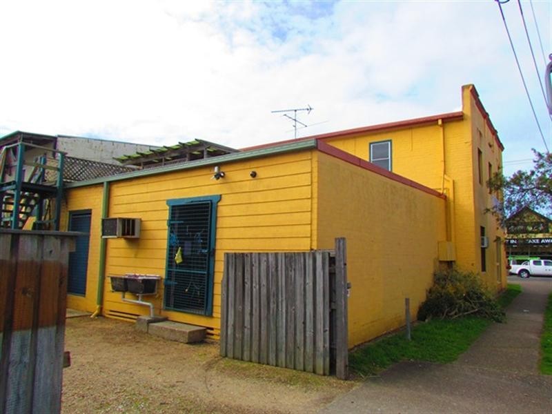 8 Princess Street, Macksville NSW 2447