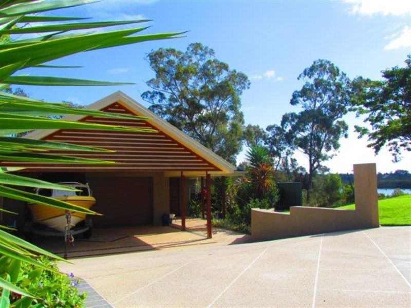 12 Edgewater Drive, Nambucca Heads NSW 2448