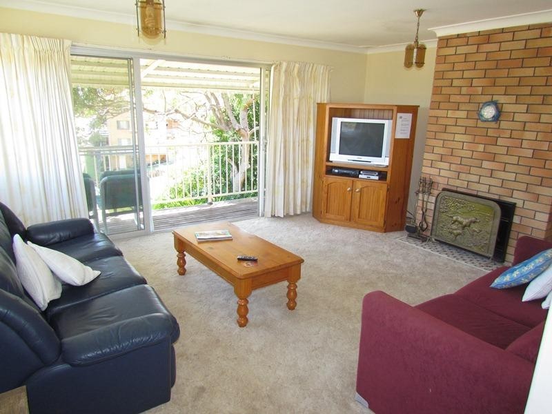 8 Lackey Street, Nambucca Heads NSW 2448