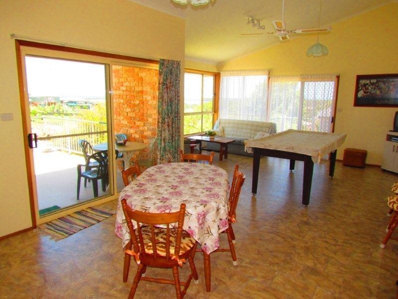 13 Pelican Crescent, Nambucca Heads NSW 2448