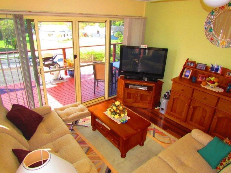 12 Riverside Drive, Nambucca Heads NSW 2448