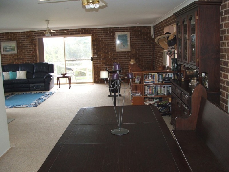 61 Preston Drive, Macksville NSW 2447