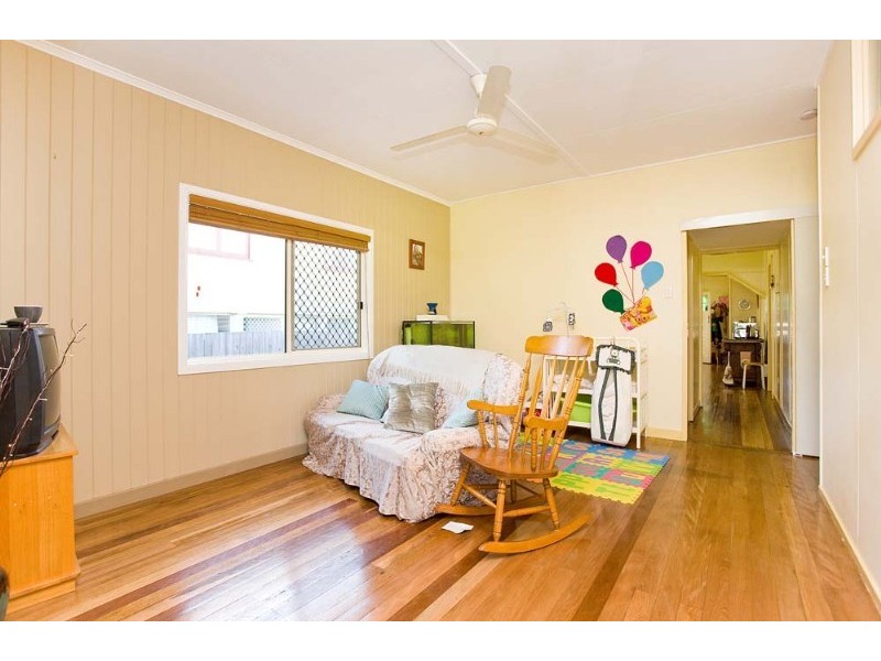 77 Norton Street, Upper Mount Gravatt QLD 4122