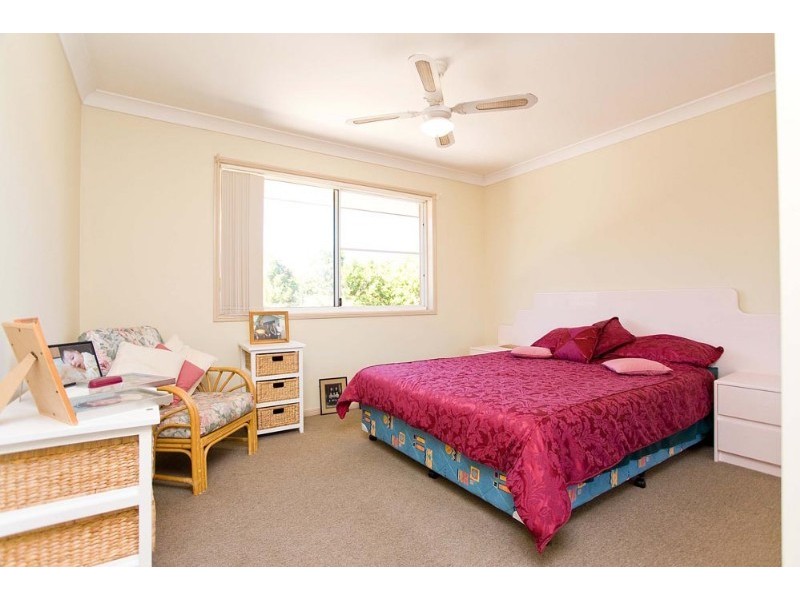 1 Coelia Court, Carrara QLD 4211