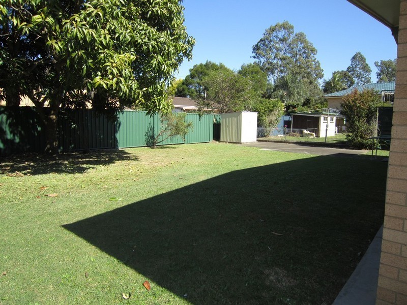 28 Blackwattle Street, Macgregor QLD 4109