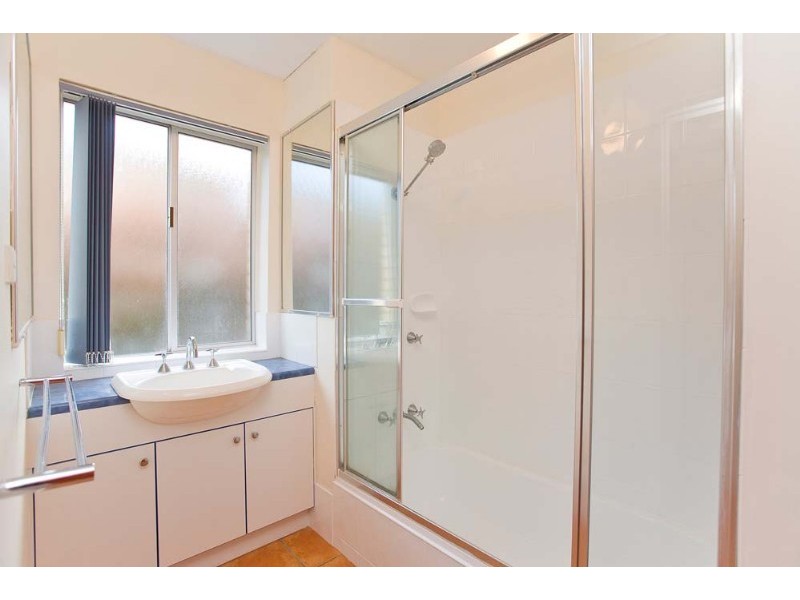 27 Mountain Street, Mount Gravatt QLD 4122