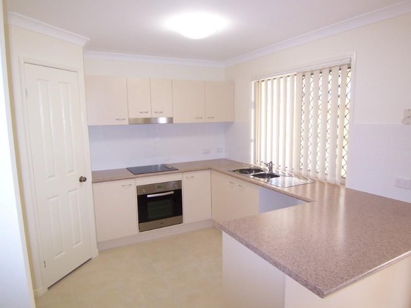 28 Michigan Place, Parkinson QLD 4115