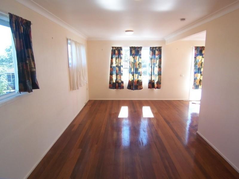 63 Manchester Street, Eight Mile Plains QLD 4113