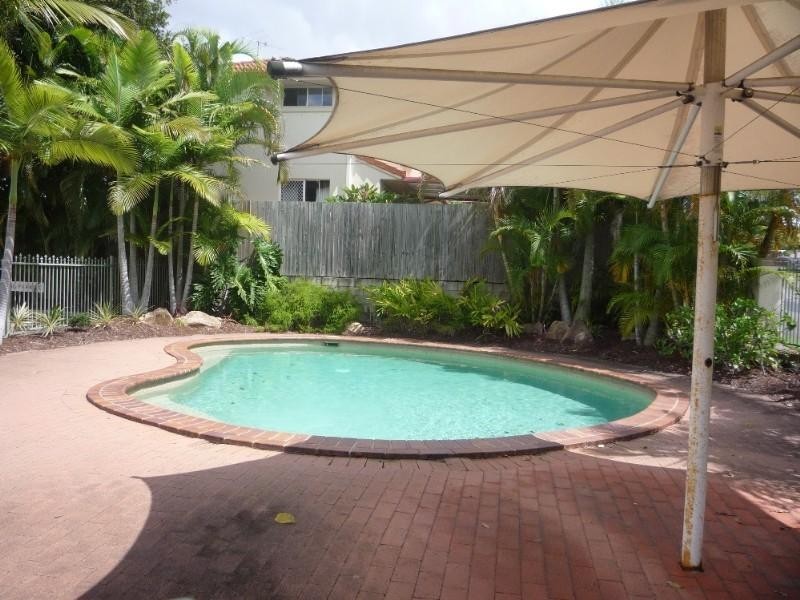 9/8 Mahina Place, Wishart QLD 4122