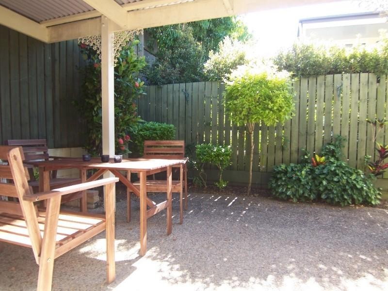 4/8 Aminya Street, Mansfield QLD 4122