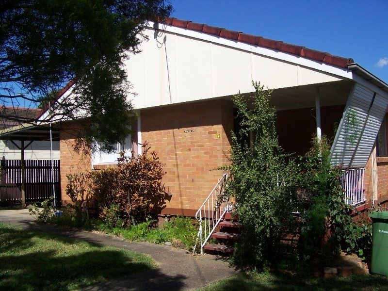 16 Reading Street, Logan Central QLD 4114