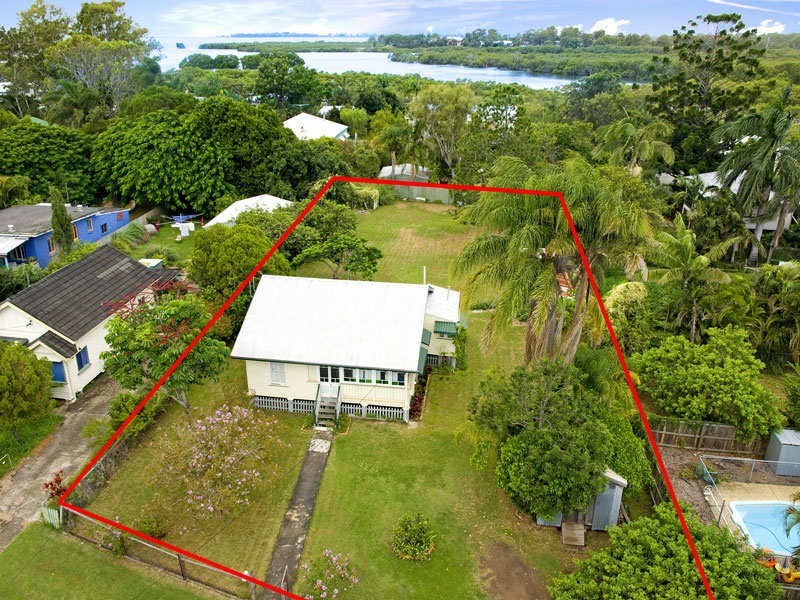 46 Bellevue Parade, Lota QLD 4179