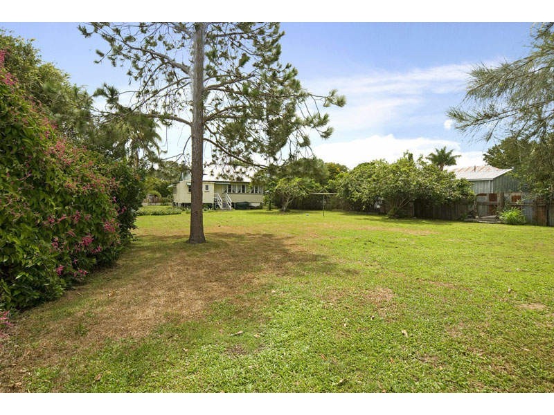 46 Bellevue Parade, Lota QLD 4179