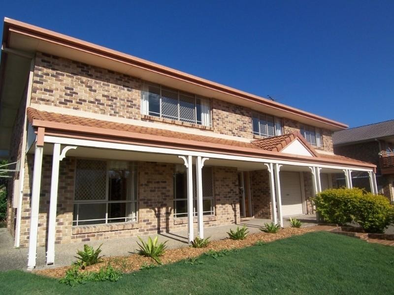 12 St Clair Crescent, Wishart QLD 4122