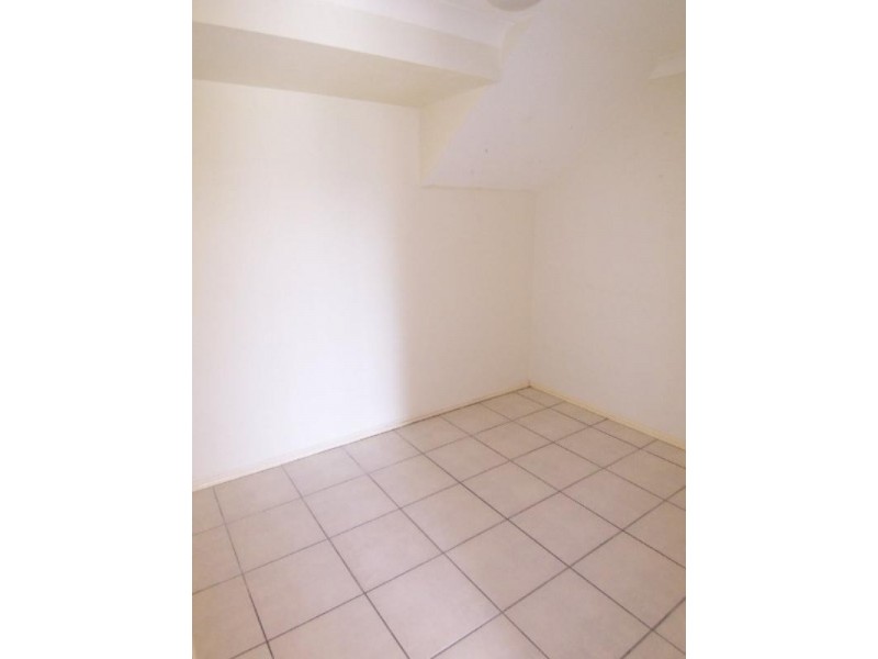 12 St Clair Crescent, Wishart QLD 4122