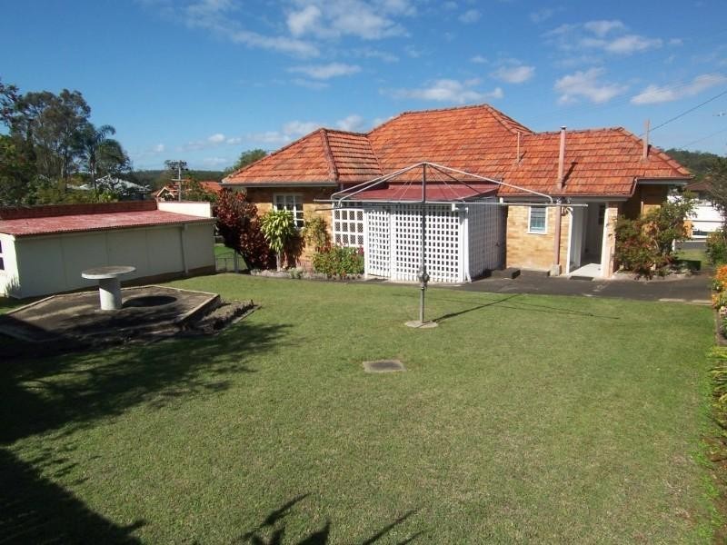 36 Walter Street, Holland Park West QLD 4121