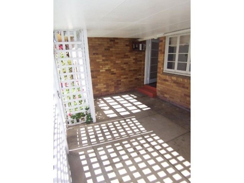 36 Walter Street, Holland Park West QLD 4121