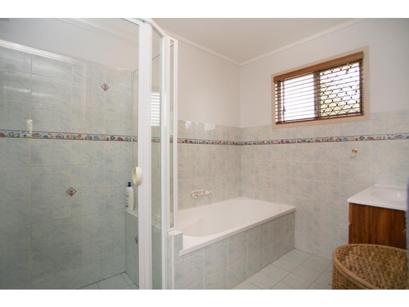 101 Wadley Street, Macgregor QLD 4109