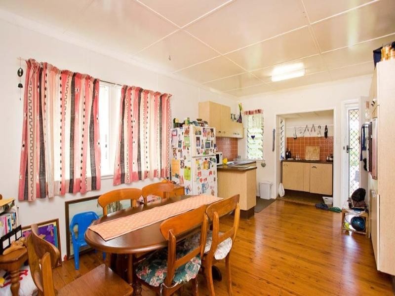 49 Besley Street, Mount Gravatt East QLD 4122