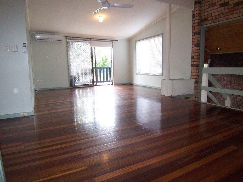 12 Hillgrove Street, Upper Mount Gravatt QLD 4122