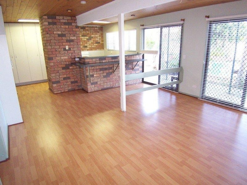 12 Hillgrove Street, Upper Mount Gravatt QLD 4122