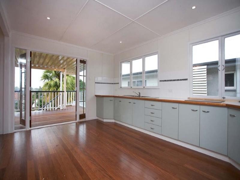 10 Phoebus Street, Upper Mount Gravatt QLD 4122