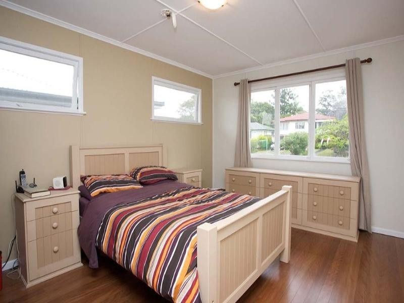 10 Phoebus Street, Upper Mount Gravatt QLD 4122