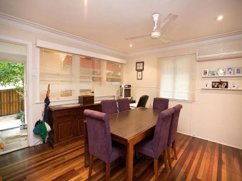 9 Newnham Road, Mount Gravatt East QLD 4122