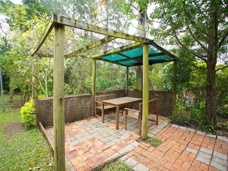 9 Newnham Road, Mount Gravatt East QLD 4122