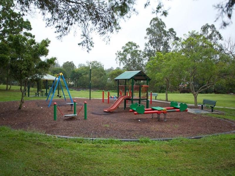 9 Newnham Road, Mount Gravatt East QLD 4122