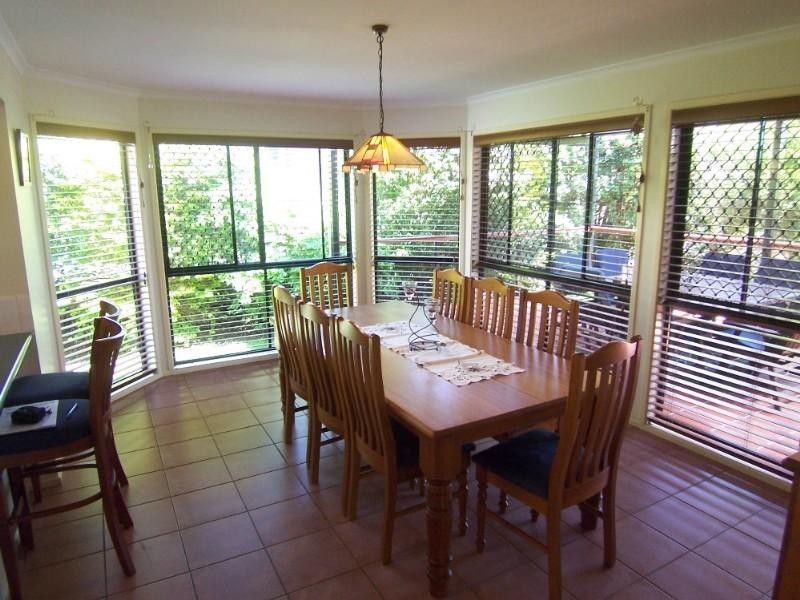 98 Greenwood Street, Wishart QLD 4122