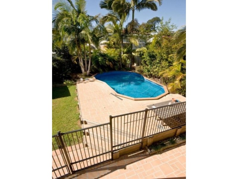 47 Pareena Crescent, Mansfield QLD 4122