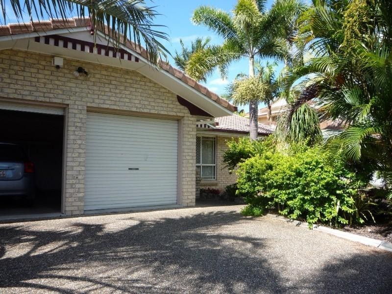 10 Corypha Crescent, Calamvale QLD 4116