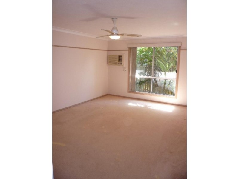 10 Corypha Crescent, Calamvale QLD 4116