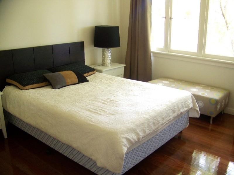 98 Gatton Street, Mount Gravatt East QLD 4122