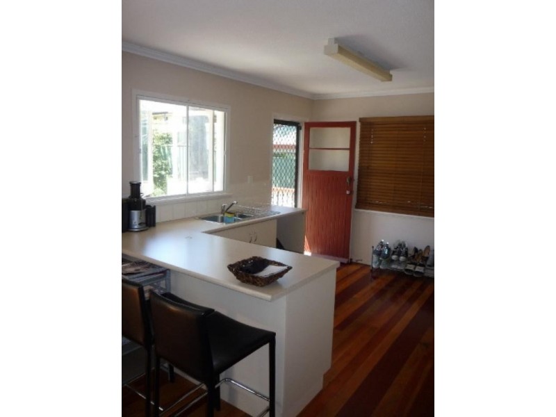62 Wemvern Street, Upper Mount Gravatt QLD 4122