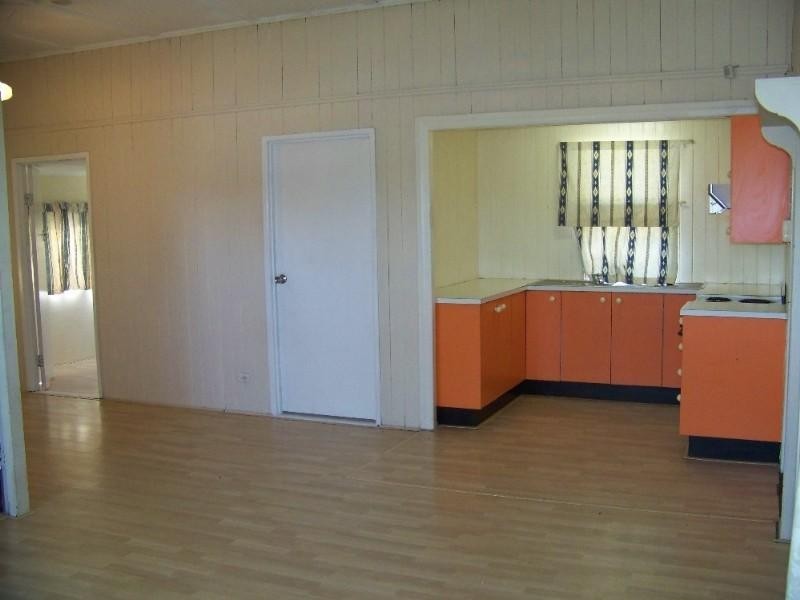 328 Mt Gravatt-Capalaba Road, Wishart QLD 4122