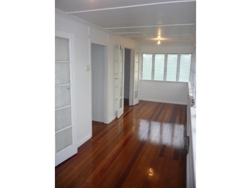 59 Victor Street, Holland Park QLD 4121