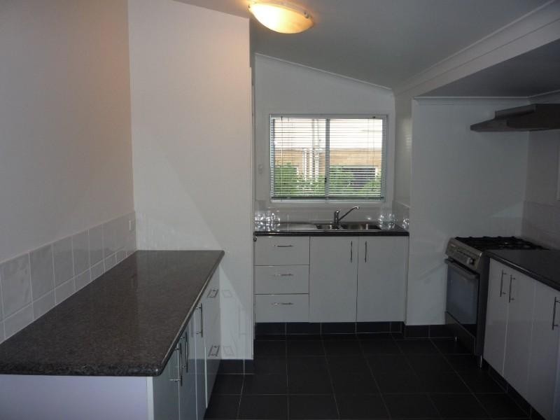 59 Victor Street, Holland Park QLD 4121