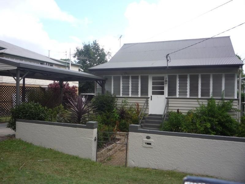 59 Victor Street, Holland Park QLD 4121