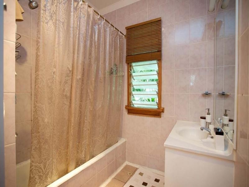 266 Creek Road, Mount Gravatt East QLD 4122