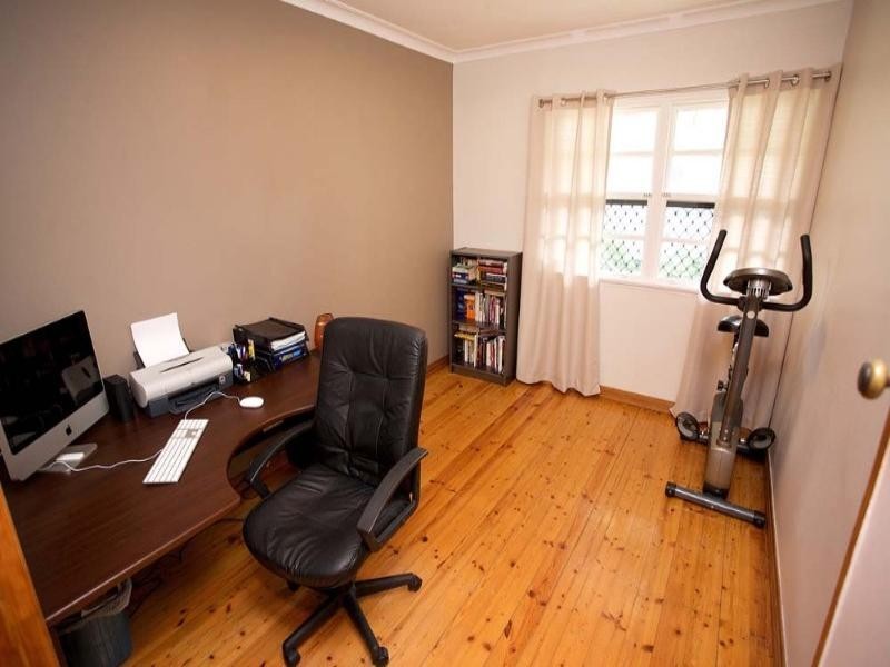 266 Creek Road, Mount Gravatt East QLD 4122