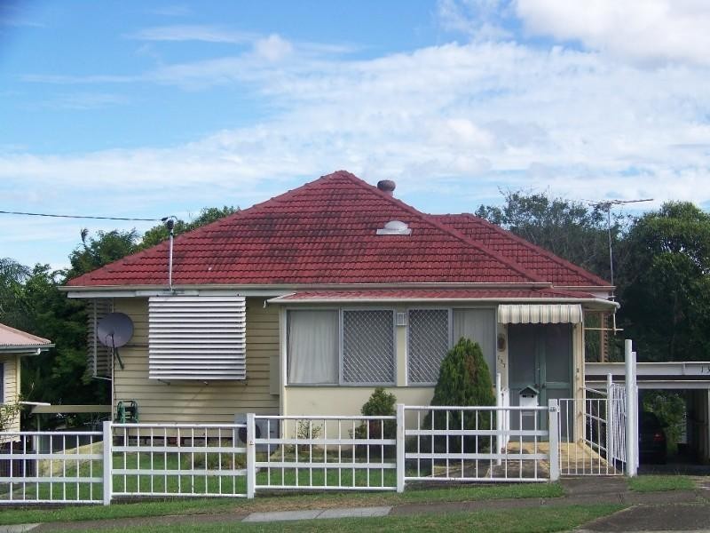 137 Broadwater Road, Mount Gravatt East QLD 4122