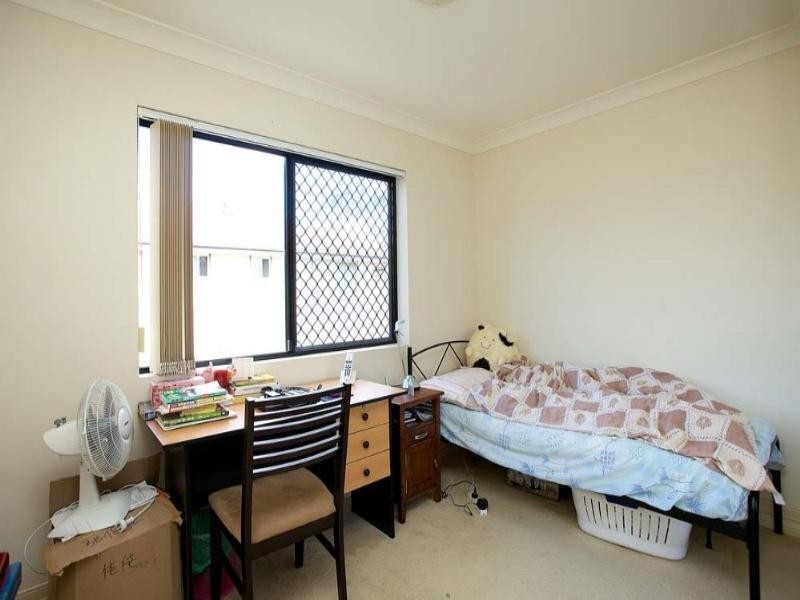 1/11 Howsan Street, Mount Gravatt East QLD 4122