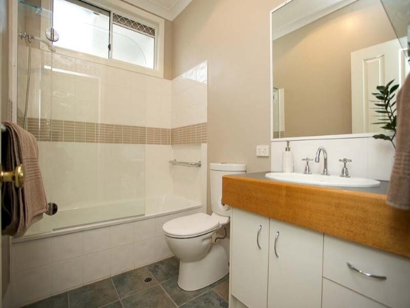 9 Hawkwood Street, Mount Gravatt East QLD 4122