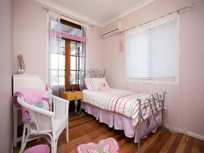 9 Hawkwood Street, Mount Gravatt East QLD 4122