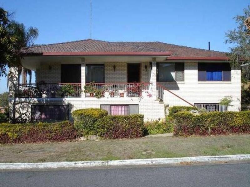 31 Crestgarden Street, Macgregor QLD 4109