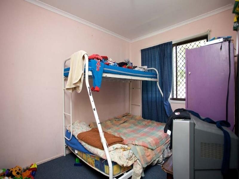 153 Aquarius Drive, Kingston QLD 4114